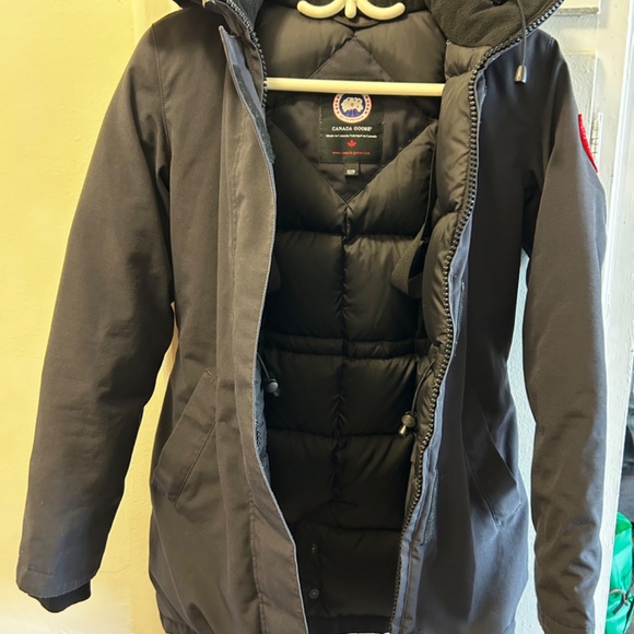 Canada Goose Jacket - Picture 6 of 16